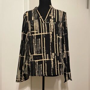 🆕All Over Print Notched Regular Long Sleeve Blouse